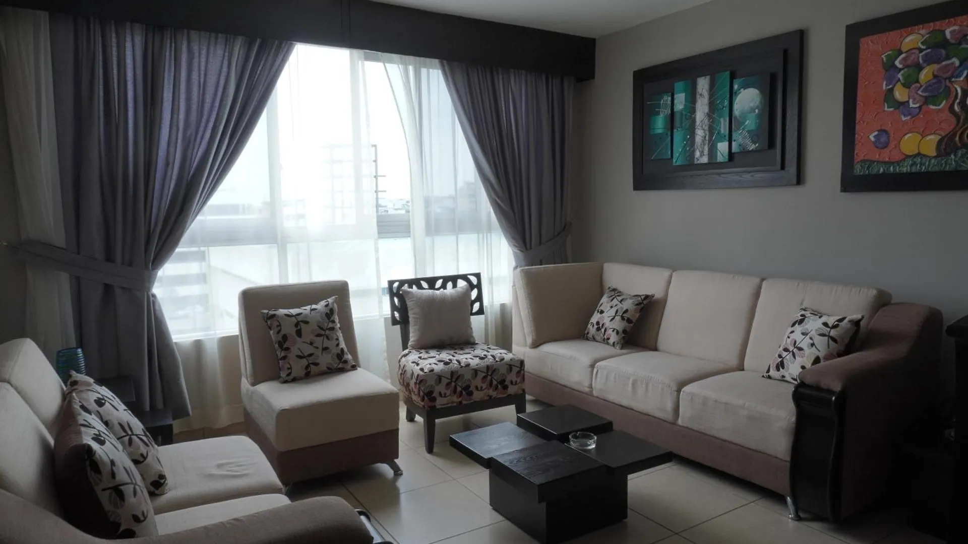 Dpto Amoblado En Kennedy Norte Guayaquil 0*,